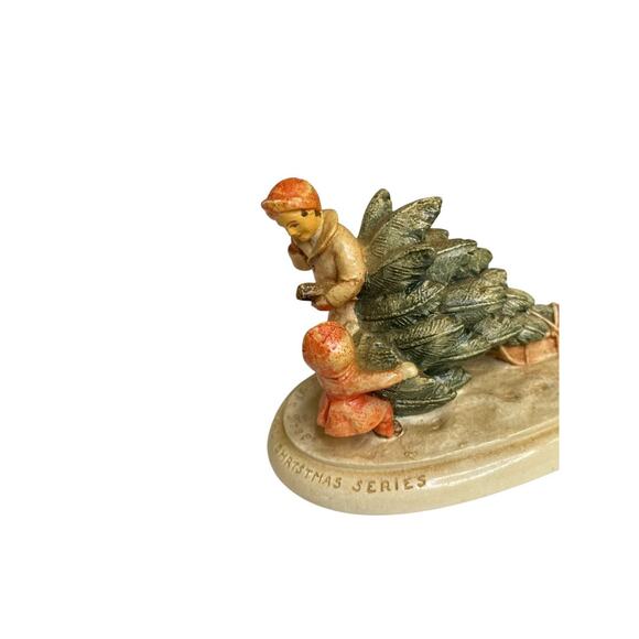 Sebastian Miniatures Bringing Home the Tree 1981 4.25" Base - Picture 3 of 6